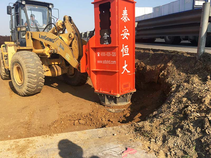 液壓打夯機(jī)