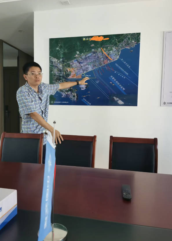 高速液壓夯實機(jī)廠家與中交四航局開展學(xué)習(xí)交流實踐活動 高速液壓夯實機(jī)廠家與中交四航局開展學(xué)習(xí)交流實踐活動