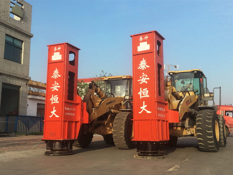 裝載機(jī)液壓打夯機(jī)