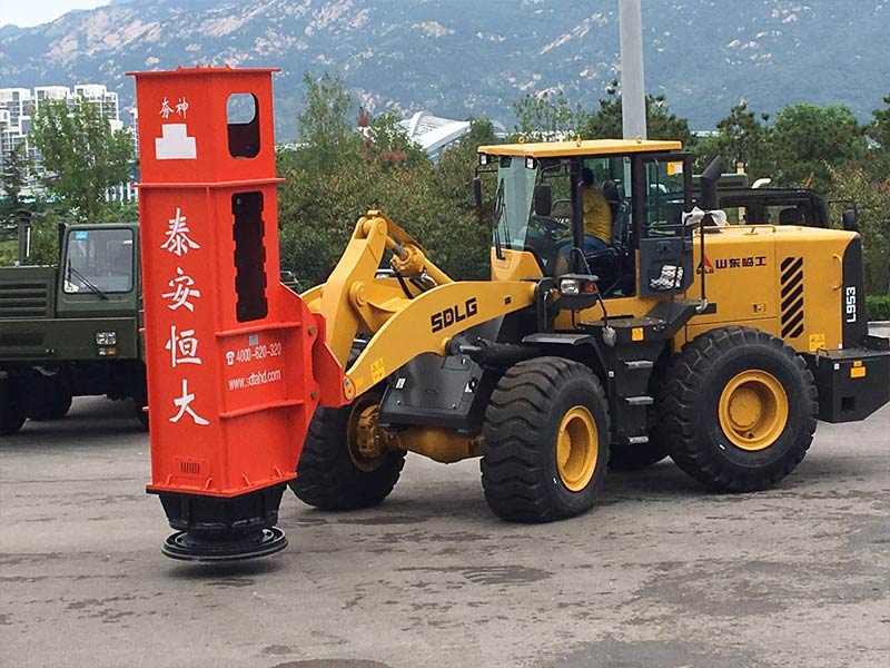 鏟車夯實(shí)機(jī)